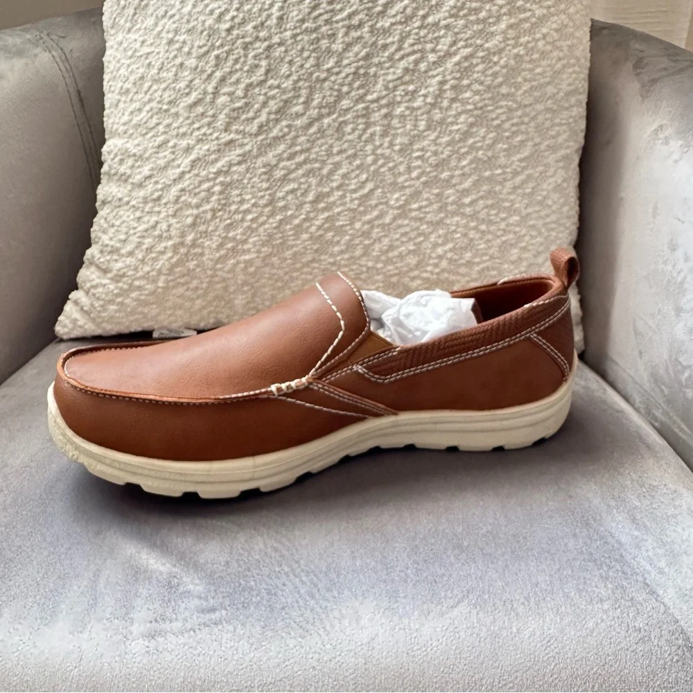 Deer Stags Everest2 Tan Slip-On Comfort Loafers Mens 10.5M Casual Gorpcore